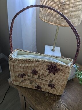 Embroidered Straw Shoulder Bag in Natural with Brown Handle